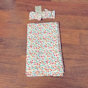 Posh Peanut Steffi Bamboo swaddle and bow set